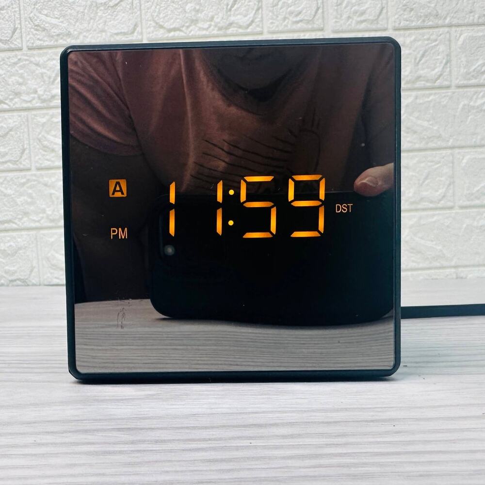 Sony Model NO. ICF-C1 Alarm Clock Radio AM/FM LED Digital Display Black Plug In